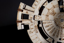 Details Of A Nice Wooden Perpetual Calendar