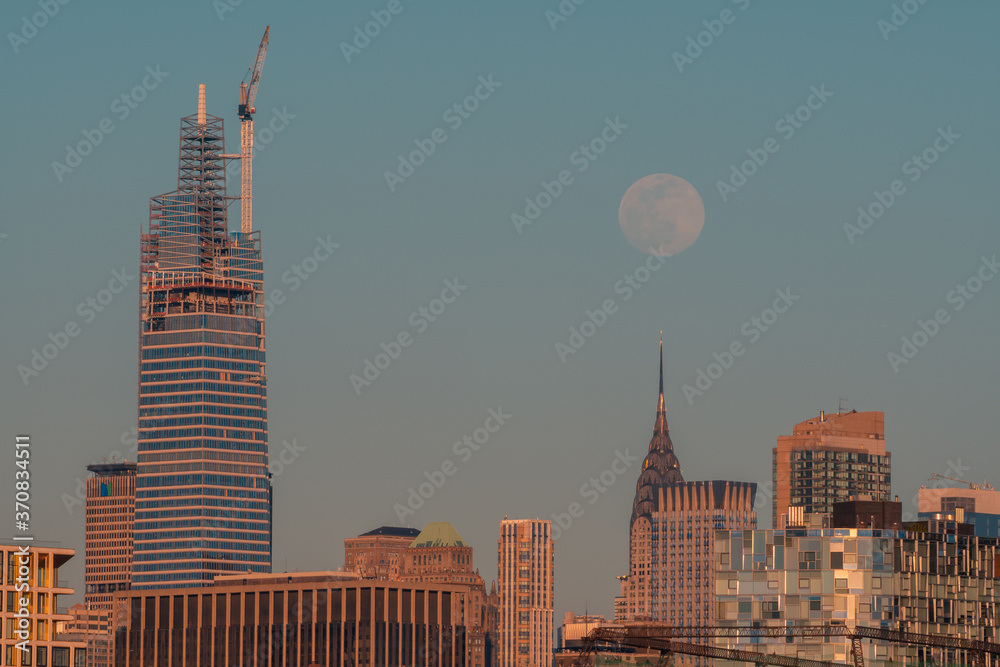 Amazing skyline of New York City with contemporary architecture under ...