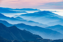 Taiwan,ÔøΩNantouÔøΩCounty, Mountain Valley At Foggy Dawn