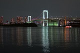 Fototapeta Nowy Jork - Beautiful night view of Tokyo Bay , Rainbow bridge