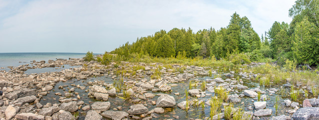 Wall Mural - Rocky Beach at Bruce Peninsula National Park Ontario Canada