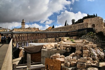 Wall Mural - The entrance to the dome of the rock in Jerusalem