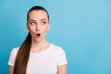 Poster - Portrait of astonished girl look copyspace impressed novelty scream open mouth wear casual style outfit isolated over blue color background