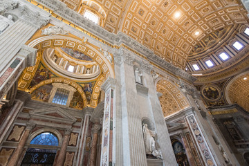 Interno Basilica di San Pietro, città del Vaticano