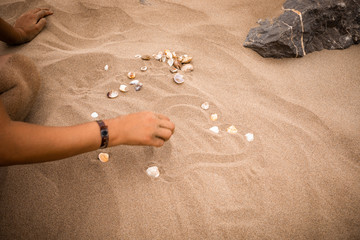 Wall Mural - feet on the beach