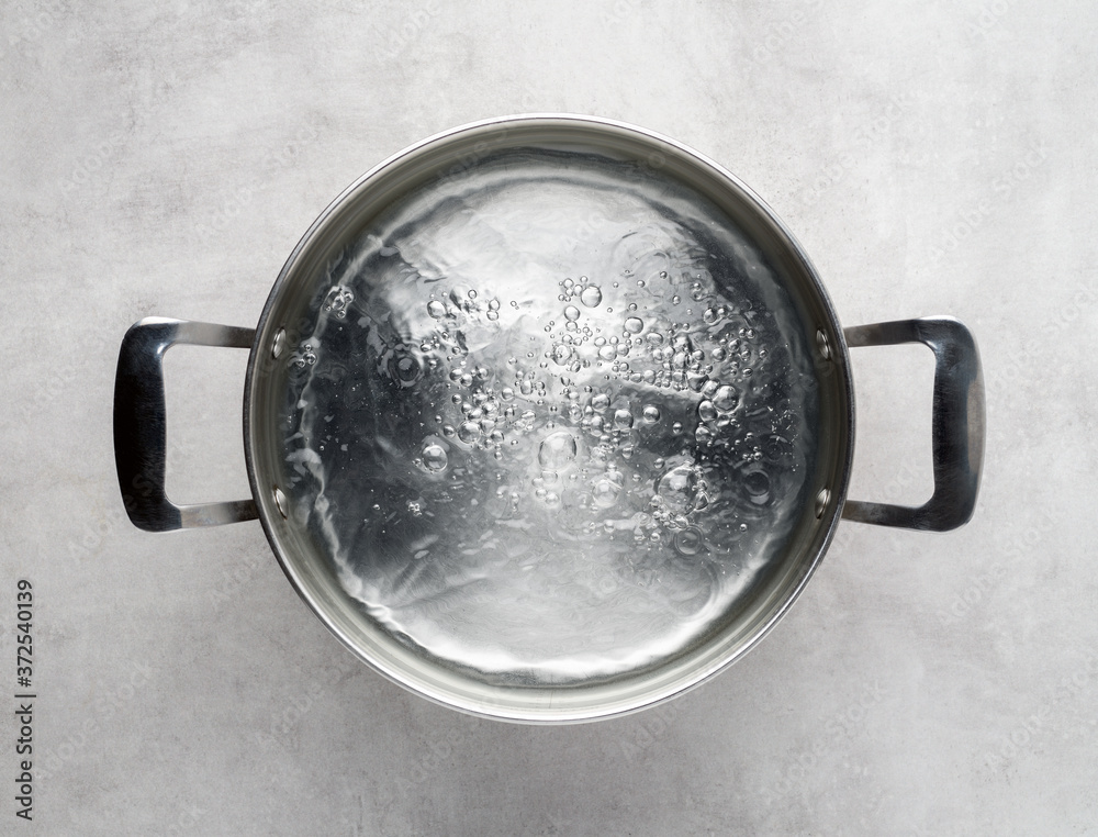 cooking pot of boiling water - obrazy, fototapety, plakaty 