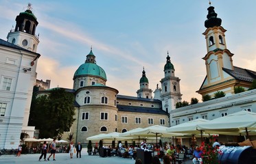 Wall Mural - Salzburg, Mozartplatz mit Dom, Residenz, St. Michael