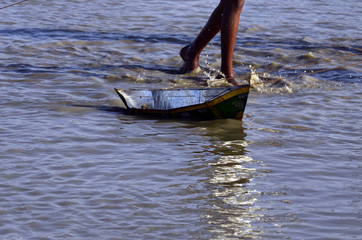 Poster - Closeup shot of small paper boats in the sea