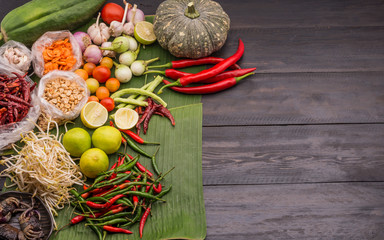 Wall Mural - The ingredients for making papaya salad are street food a favorite of both Thais and foreigners with roasted beans lemon papaya chili crab fermented fish dried shrimp garlic shrimp and pumpkin.