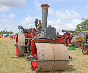 Wall Mural - Vintage Steam traction engine	