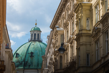 beautiful old buildings in vienna