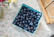 Quart Of Fresh Organic Blueberries