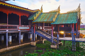 Canvas Print - The porch of Nga Phe Chaung Monastery, Ywama, Myanmar