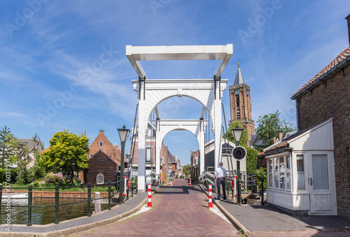 Naklejka biały most   zabytkowy-bialy-most-nad-rzeka-vecht-w-loenen-holandia
