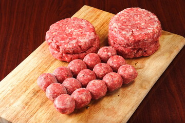 Wall Mural - raw minced meat on wooden board