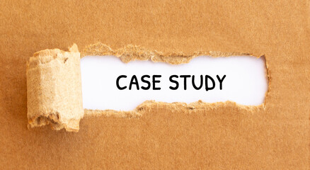 Aufkleber - Text Case Study appearing behind torn brown paper