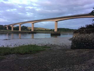 bridge over the river thames