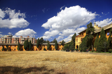 Wall Mural - Yunnan Kunming Army Lecture Hall Campus