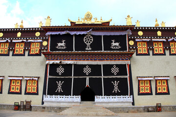 Wall Mural - Yunnan Diqing Shangri-La Songzanlin Temple