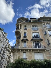 Canvas Print - Immeuble ancien du quartier de Passy à Paris