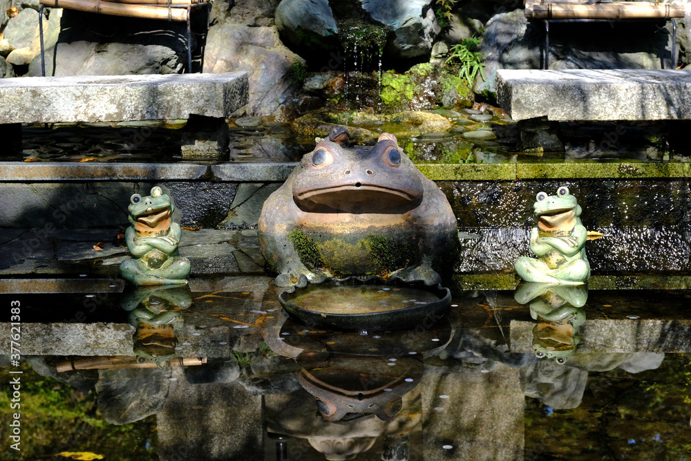 天龍 銅製 蛙 花器