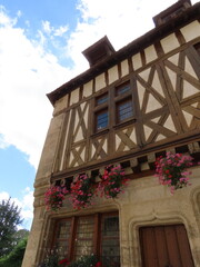 Canvas Print - Maison à colombages à Avallon, Bourgogne