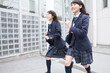 © Paylessimages - 走る女子学生