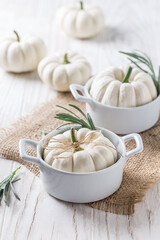 Sticker - Thanksgiving white pumkins in small pot