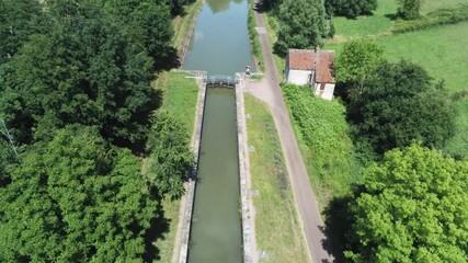 Wall Mural - Canal du nivernais en Bourgogne, vue aérienne