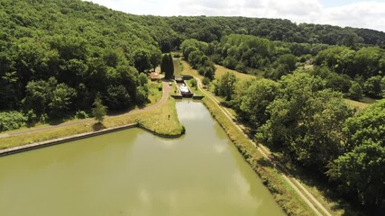 Wall Mural - Canal du nivernais en Bourgogne, vue aérienne