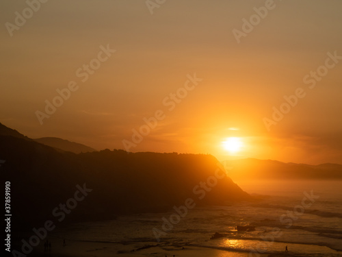 Obraz Dibond sunset on the coast of zumaia.