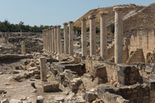 Ruins Of Ancient Roman Columns In Beit Shean, Israel.
