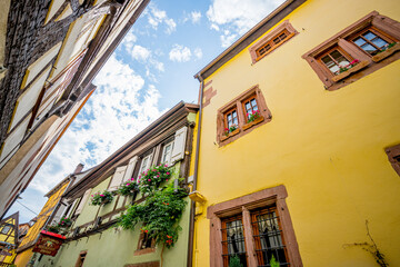 Wall Mural - Maisons à colombages à Riquewihr