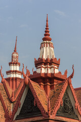 Wall Mural - detail of the roof of The National Museum of Cambodia in Phnom Penh, Cambodia