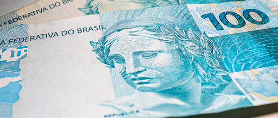 Wall Mural - Notas do Real Brasileiro - BRL em fotografia macro. Conceitos de economia brasileira, negócios, investimentos e finanças.