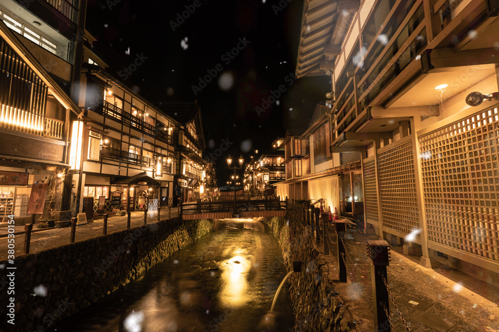 山形尾花沢の銀山温泉の夜 Dcn Gallery 山形尾花沢の銀山温泉の夜 Dcn Gallery