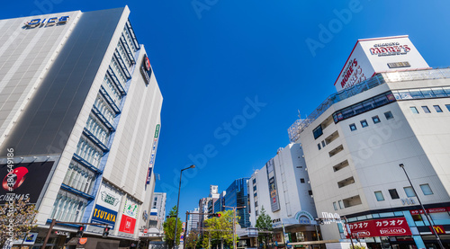 Jr 川崎 駅東口の風景 Tohoシネマズ川崎 と 川崎モアーズ のビルディング Stock Photo Adobe Stock Jr 川崎 駅東口の風景 Tohoシネマズ川崎 と 川崎モアーズ のビルディング Stock Photo Adobe Stock