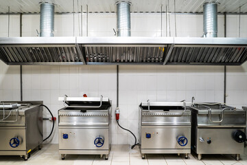 Professional cooking equipment. Baking, frying, packaging.