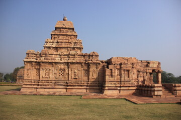 Wall Mural - Pattadakal, Paṭṭadakallu or Raktapura, is a complex of Hindu and Jain temples in northern Karnataka (India). Located on bank of Malaprabha River in Bagalakote. Worled Heritage Site