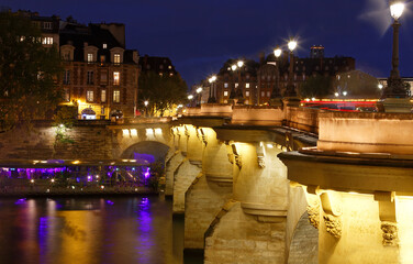 Poster - Pont Neuf, the oldest bridge in Paris .