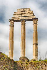 Fototapete - Ruins at Temple of Castor & Pollux, Roman Forum, Italy