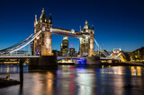 Fototapeta Londyn - tower bridge london at night