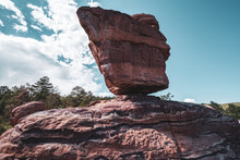 Balanced Rock In Garden Of The Gods Park Colorado