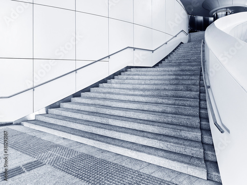 Fotomural Interior view of stairway in modern architecture