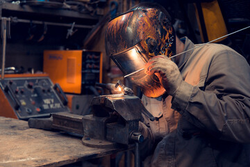 TIG welding of aluminum part for a passenger car