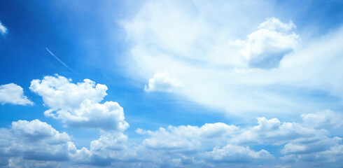 Wall Mural - abstract white cloud and blue sky in sunny day texture background