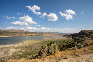 Scenic overlook of the Echo Reservoir in Utah