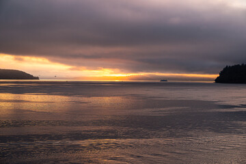 Wall Mural - sunrise over the sound