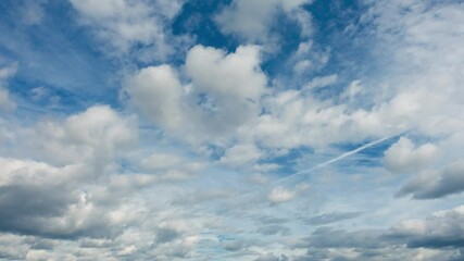 Wall Mural - Qualitative 4k time lapse of beautiful, motion of clouds. No flicker, no birds.