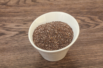 Seasoning chia seeds in the bowl